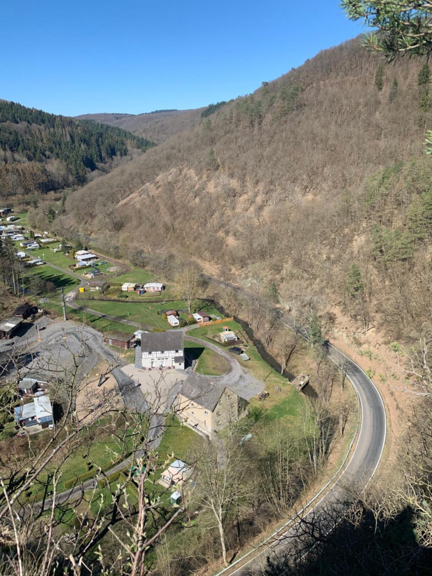 Hotel Forsthaus Volkesfeld エクステリア 写真